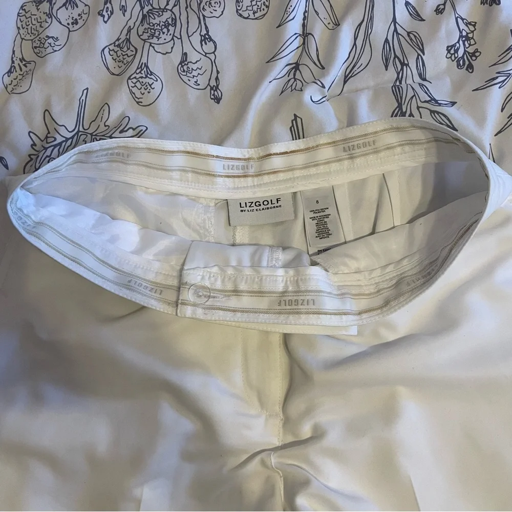 LizGolf Claiborne Classic Women's Golf Shorts‎